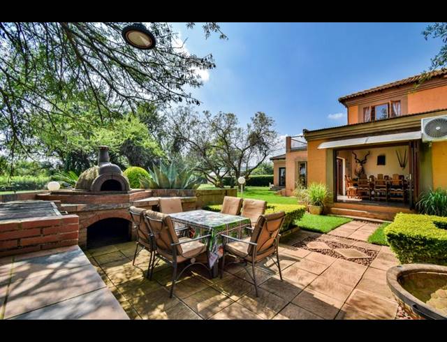 FARM FOR SALE IN KAMEELDRIFT EAST